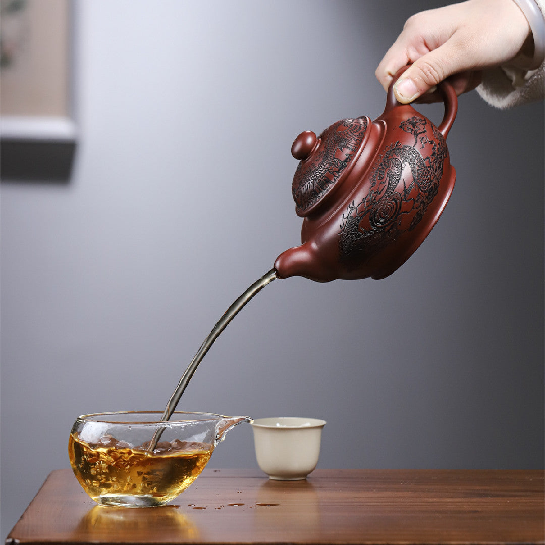 Long Teng Si Hai Yixing Teapot – Large-Capacity Zisha Teapot (500ml)