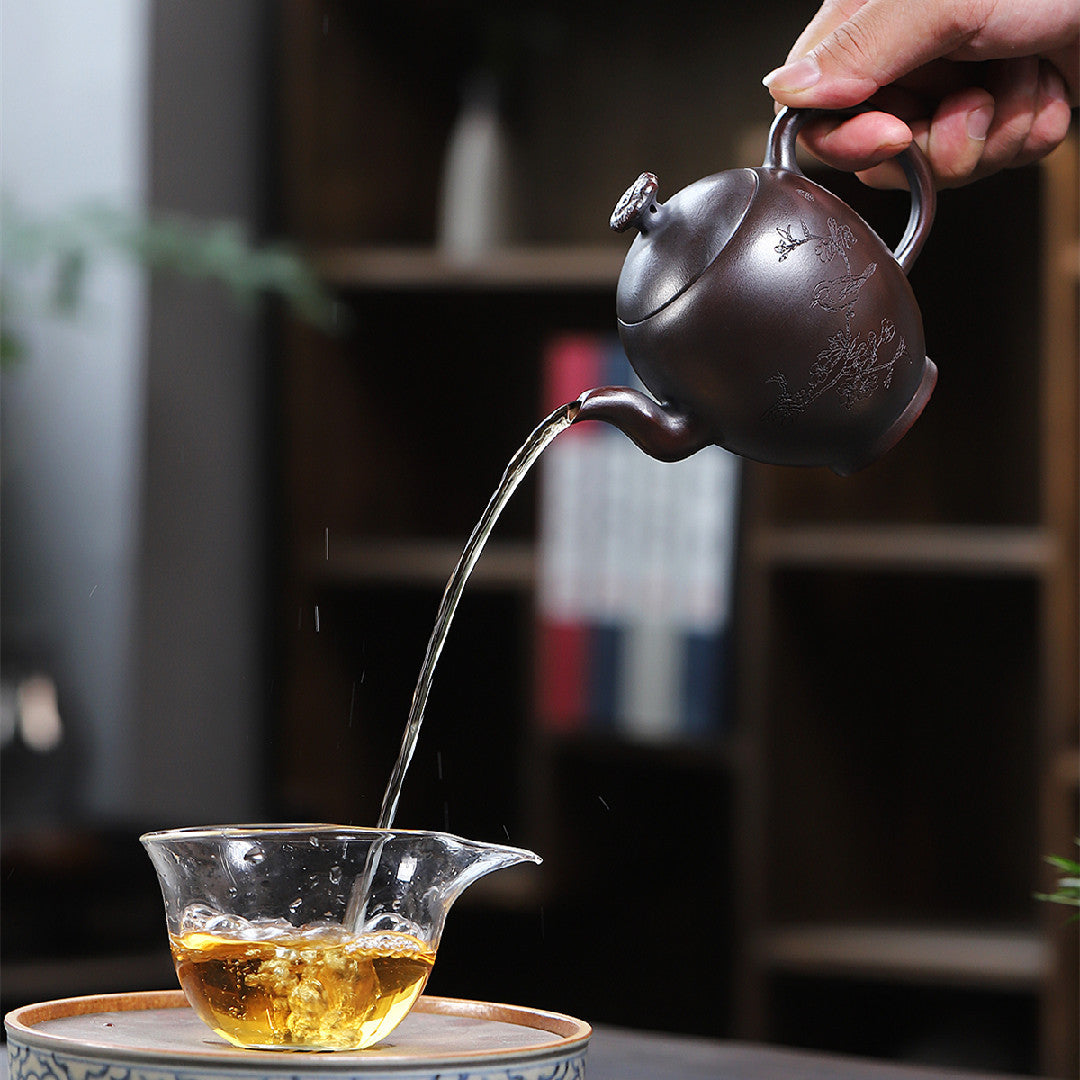Zisha Teapot “Huai Xiang” Shape – 300ml, Aged Hongni Clay, Classic Chinese Tea Pot