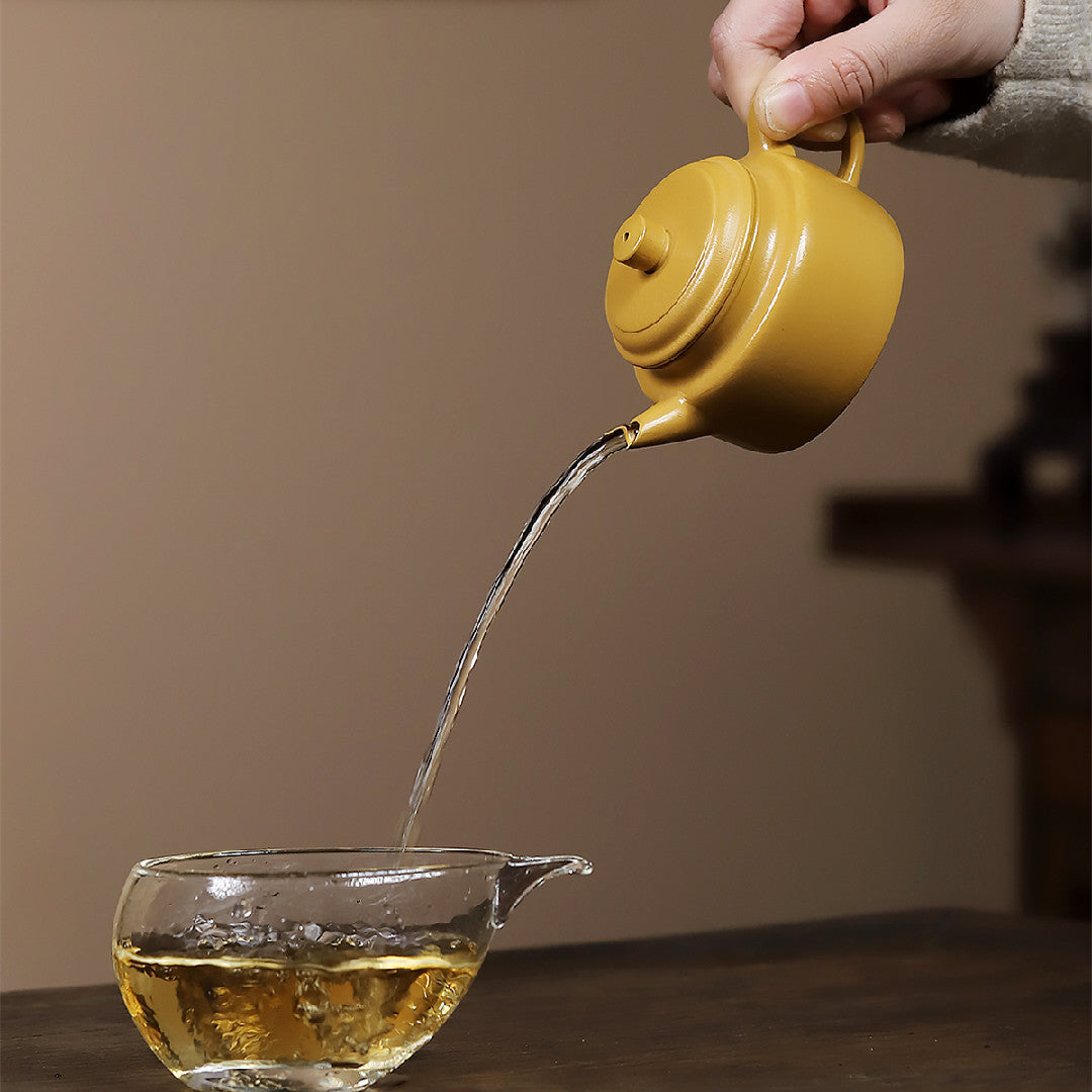 Xiao Pin De Zhong Yixing Huangjin Zhuni Clay Teapot – 130cc