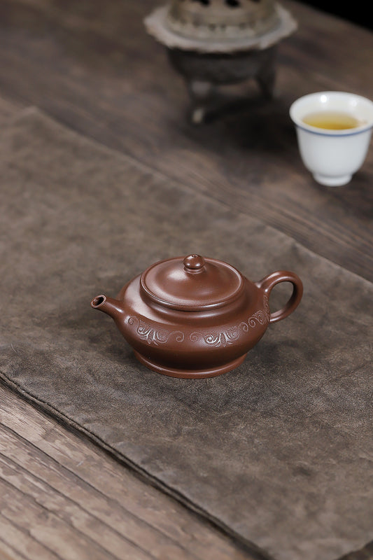 Virtual flat purple mud purple sand teapot