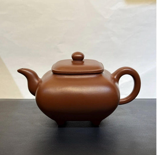 Handmade Zhuni Zisha Teapot – Yixing Purple Clay Gongfu Tea, 320ml