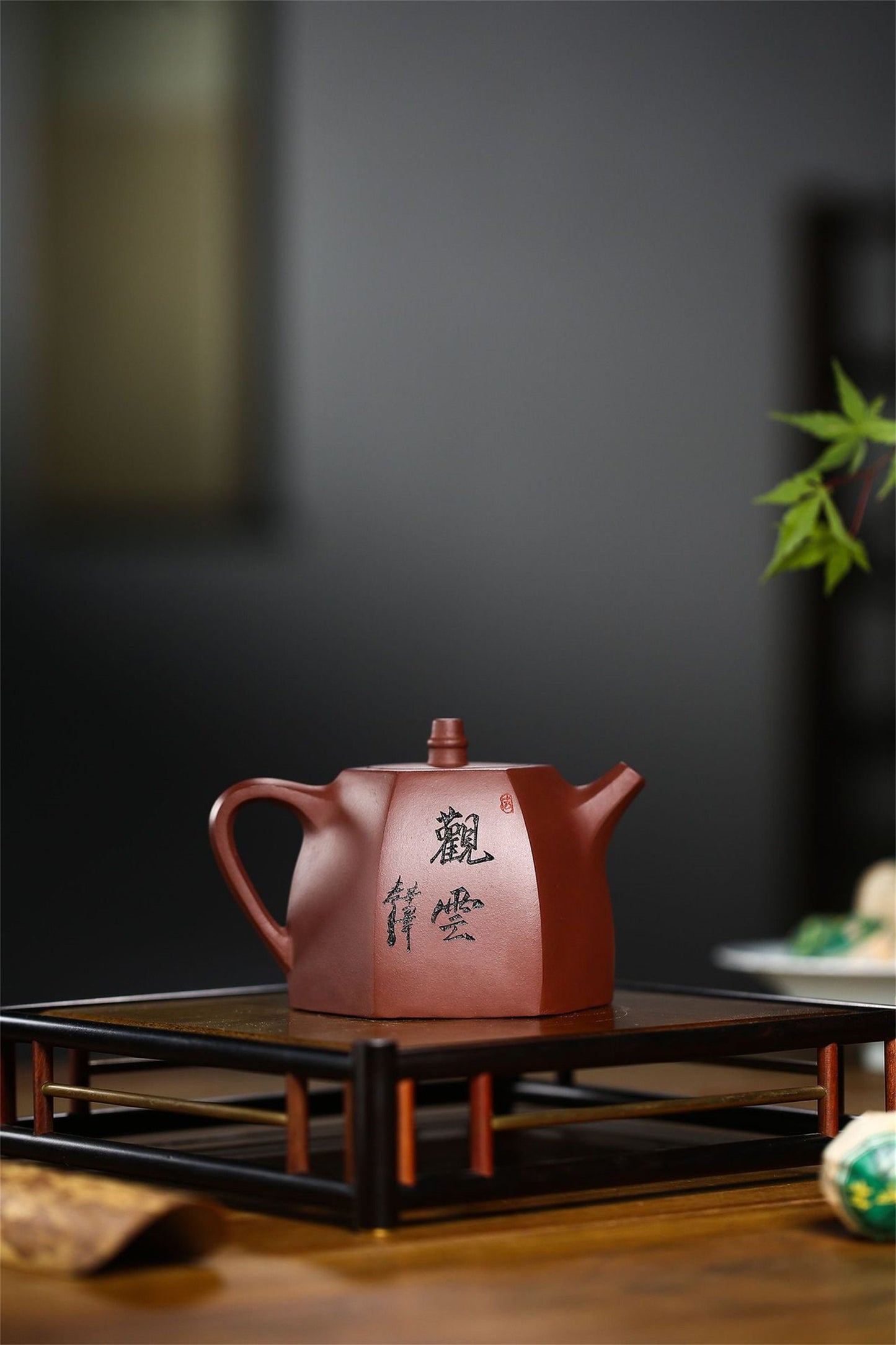 Zisha Teapot purple sand pot six-party Handuo original ore purple mud pure hand lettering and painting inner wall chapter teapot
