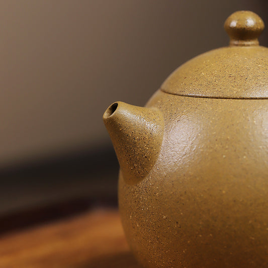 Long Dan Yixing Lao Duan Clay Teapot – 250cc