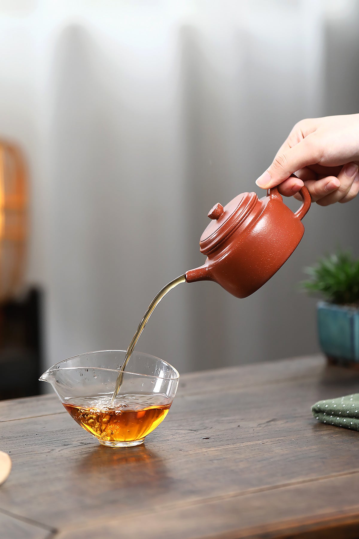 Dezhong downhill mud purple clay pot