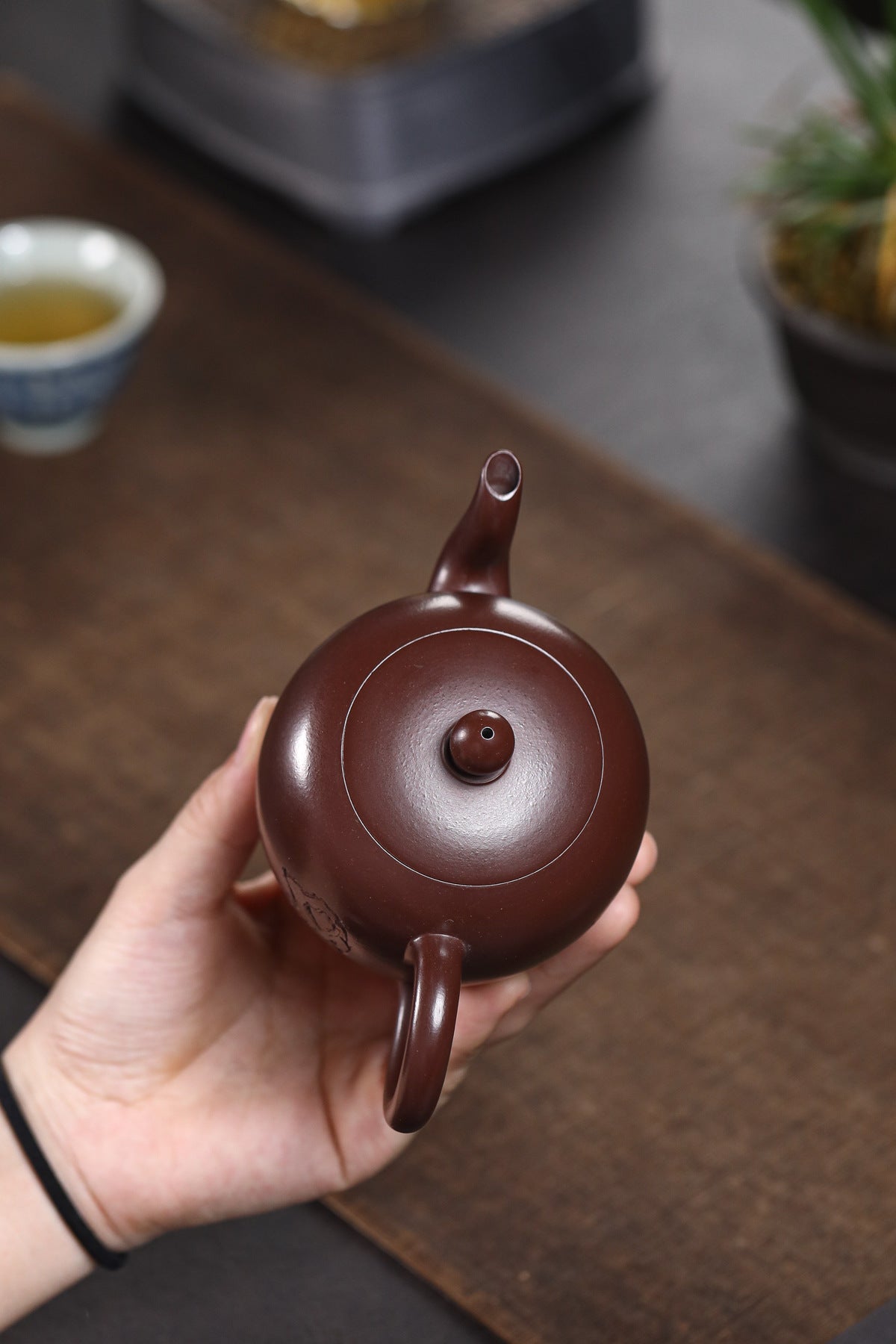 Meirenjian Teapot in Aged Purple Clay, 250 ml
