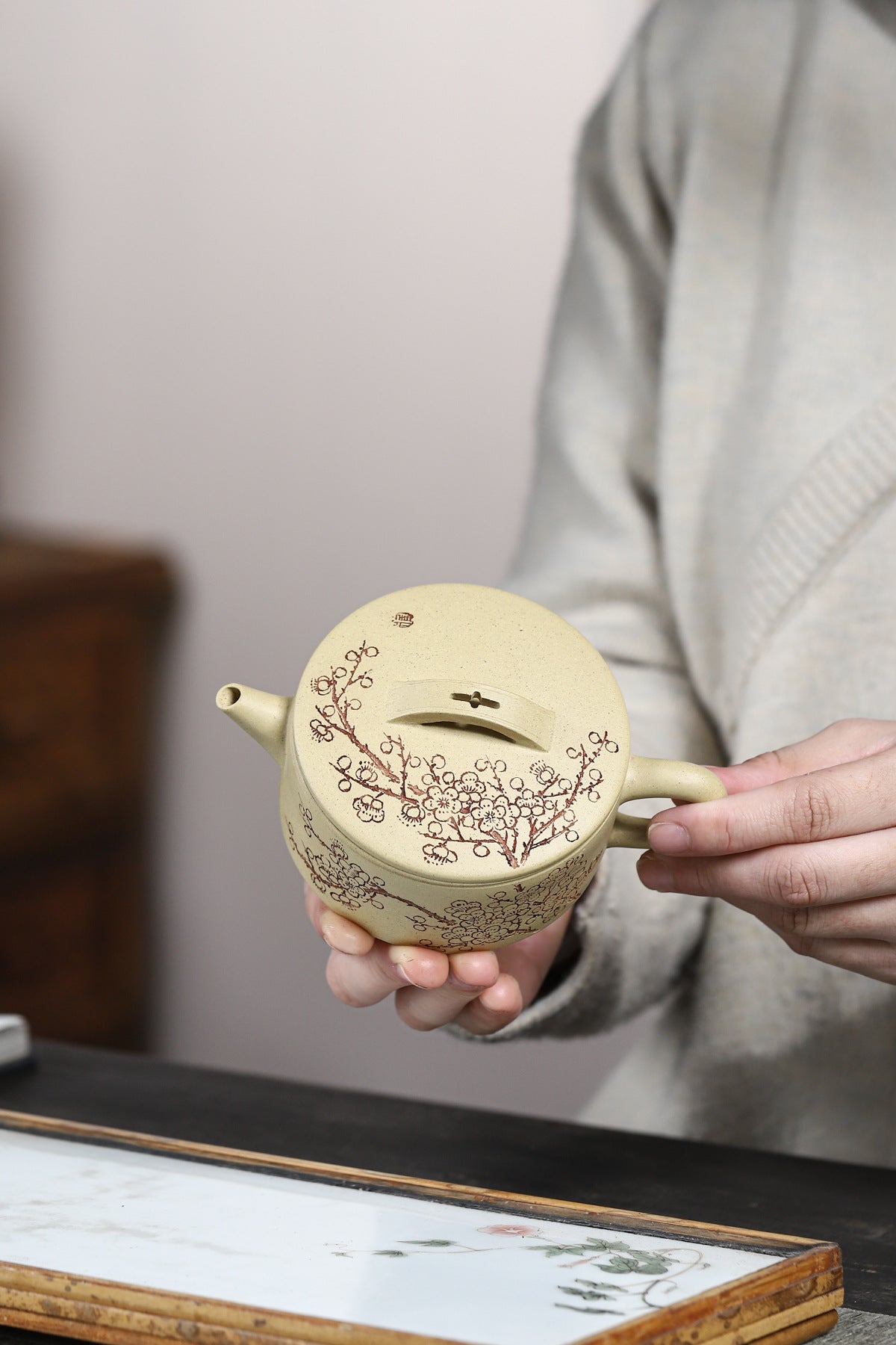 Plum Blossom Hanwa Zisha Teapot, Jiangpo Clay, 170 ml