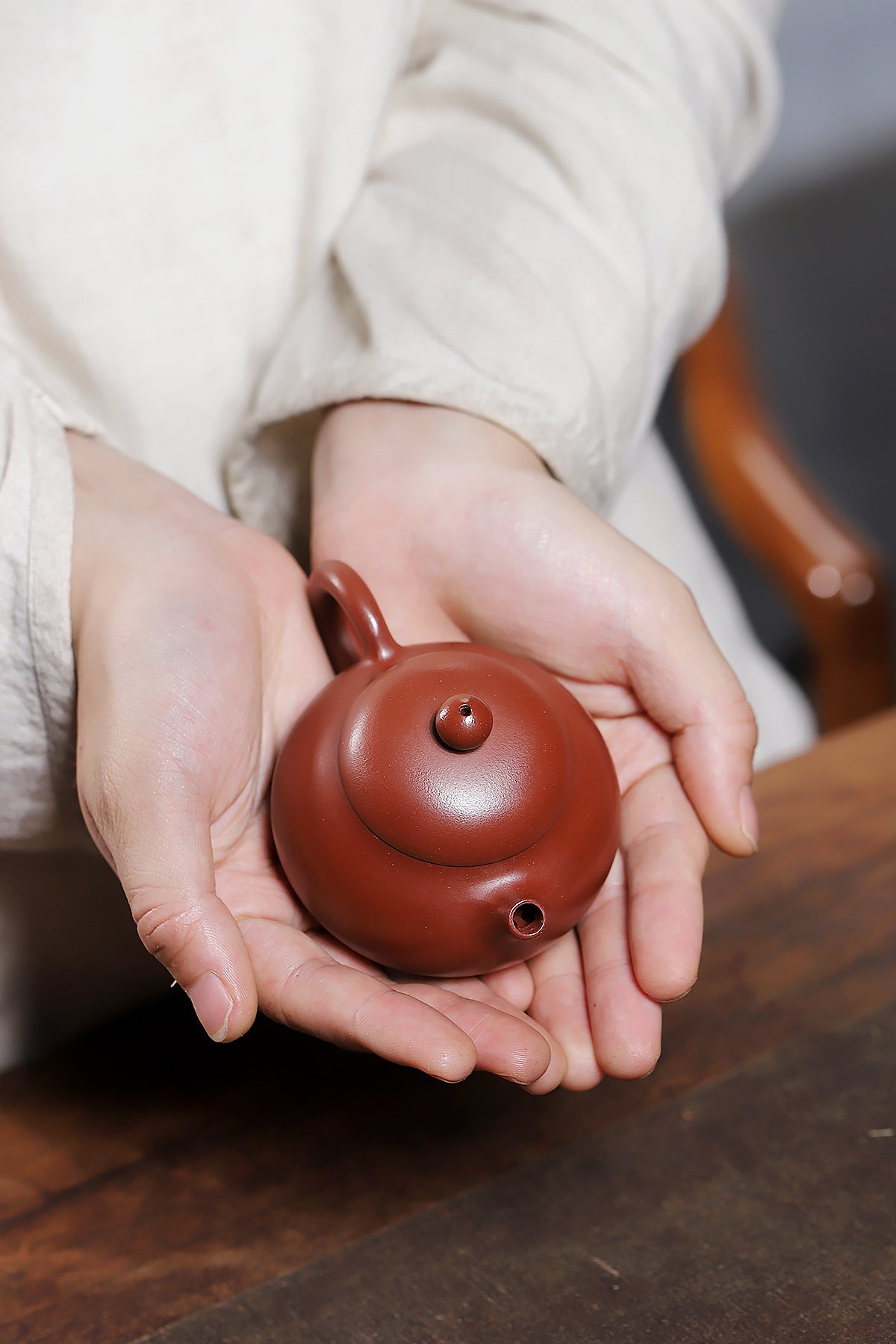 Wendan-Shaped Zisha Teapot in Red Bipi Clay, 130 ml