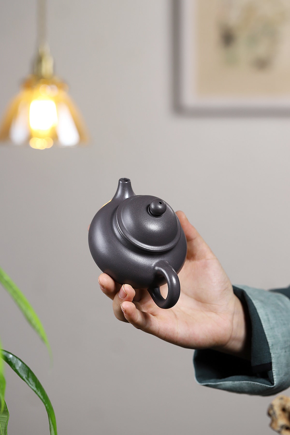 Rongtian Dezhong Teapot in Tianqing Zisha Clay, 180 ml