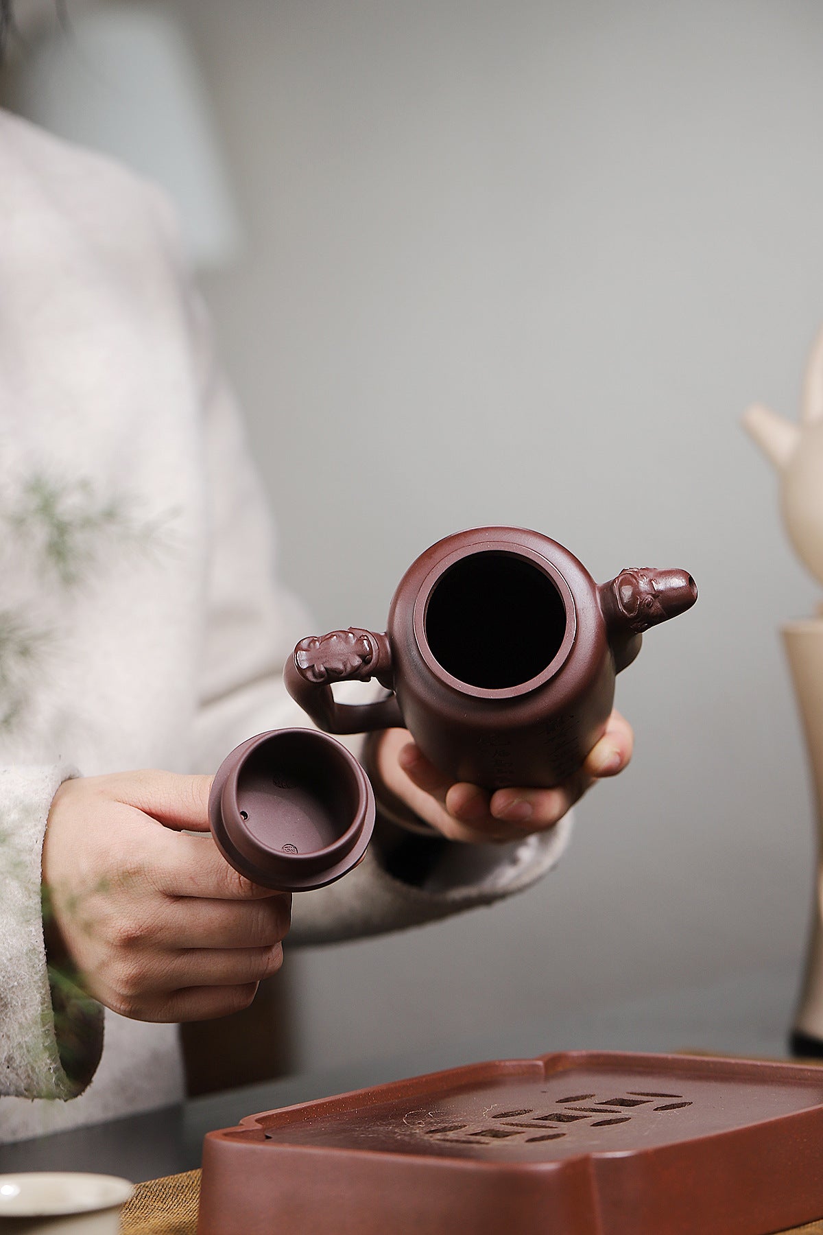 Jisi Zisha Teapot in Original Purple Clay, 320 ml