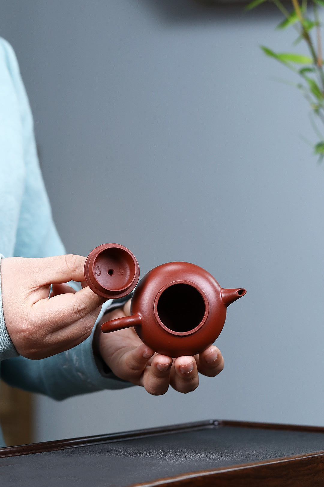 Shuiping Teapot in Dahongpao Clay, 100 ml