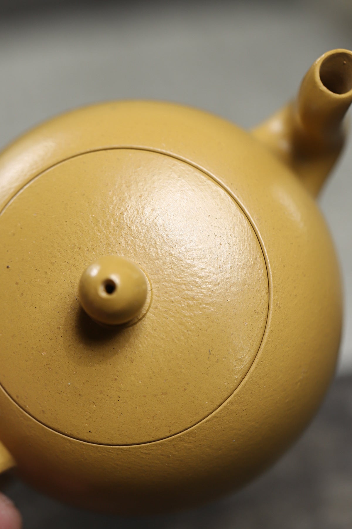 Meiren Jian Zisha Teapot in Golden Zhuni Clay, 130 ml