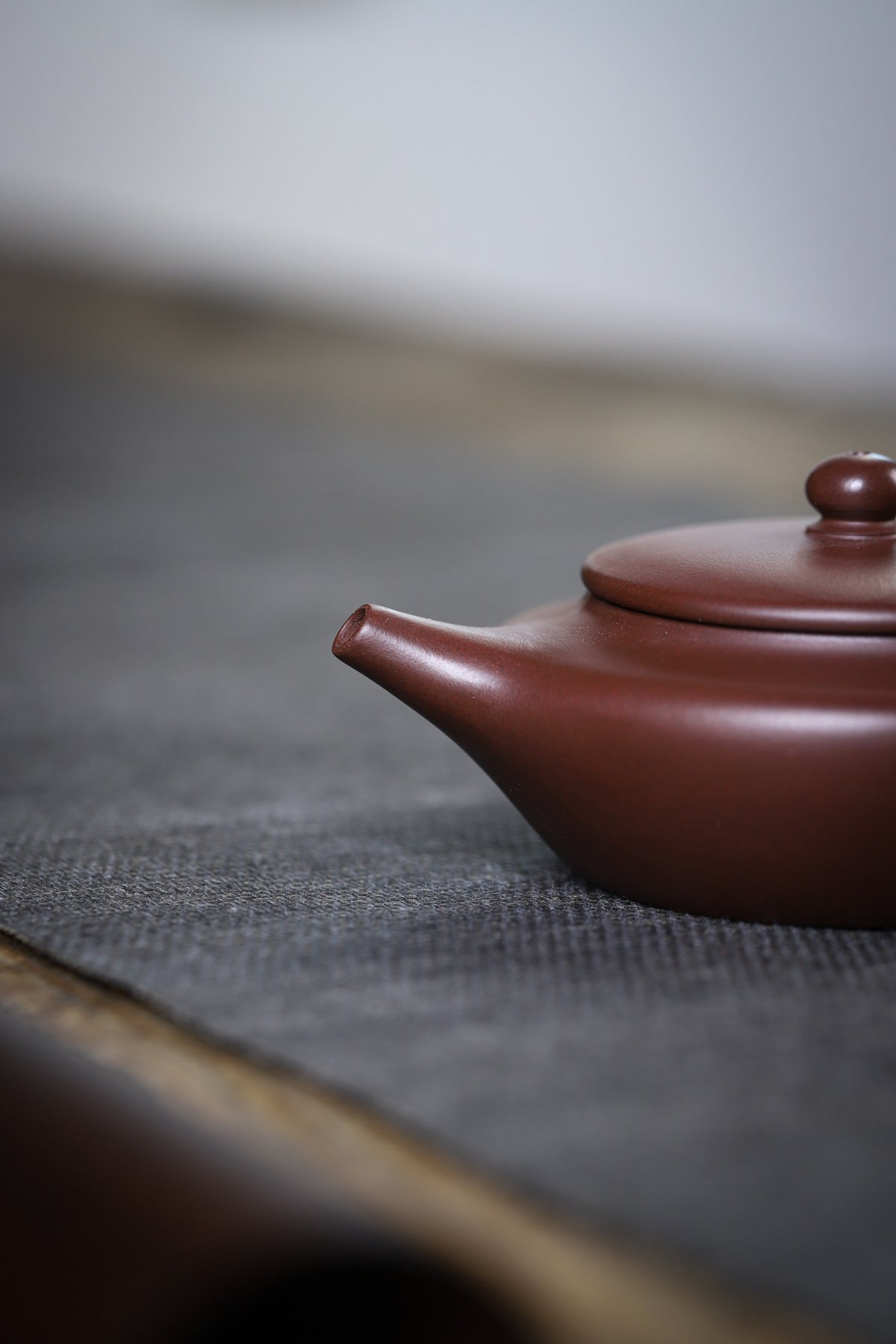 Biancheng Teapot in Zisha Clay, 180 ml