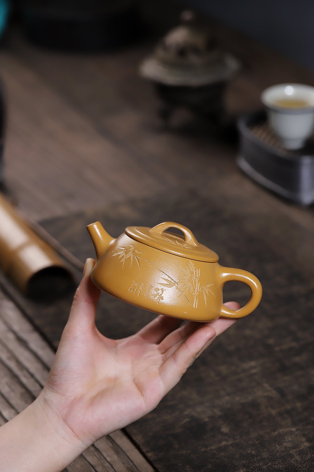 Flat-covered stone scoop gold section mud purple clay pot