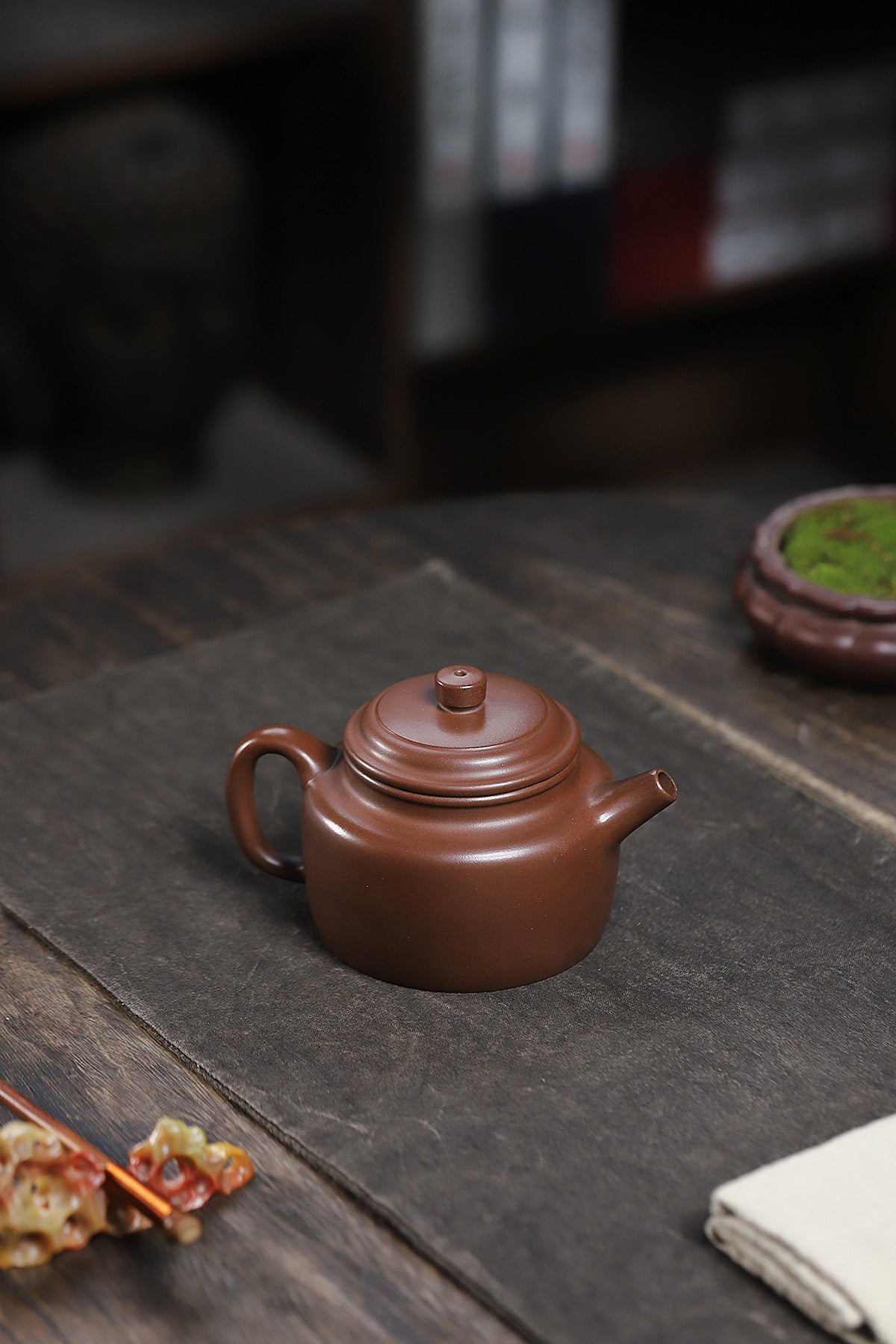 Dezhong purple mud purple clay pot
