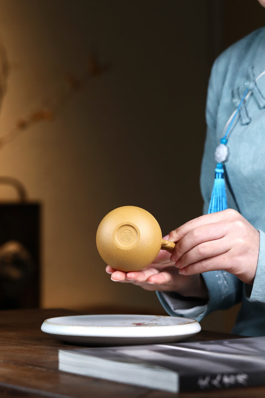 Hulu Gourd Teapot in Duanni Clay, 150 ml