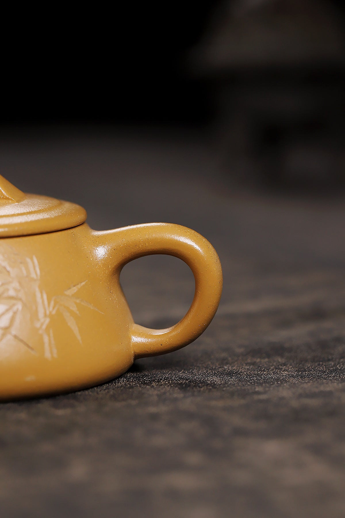 Flat-covered stone scoop gold section mud purple clay pot