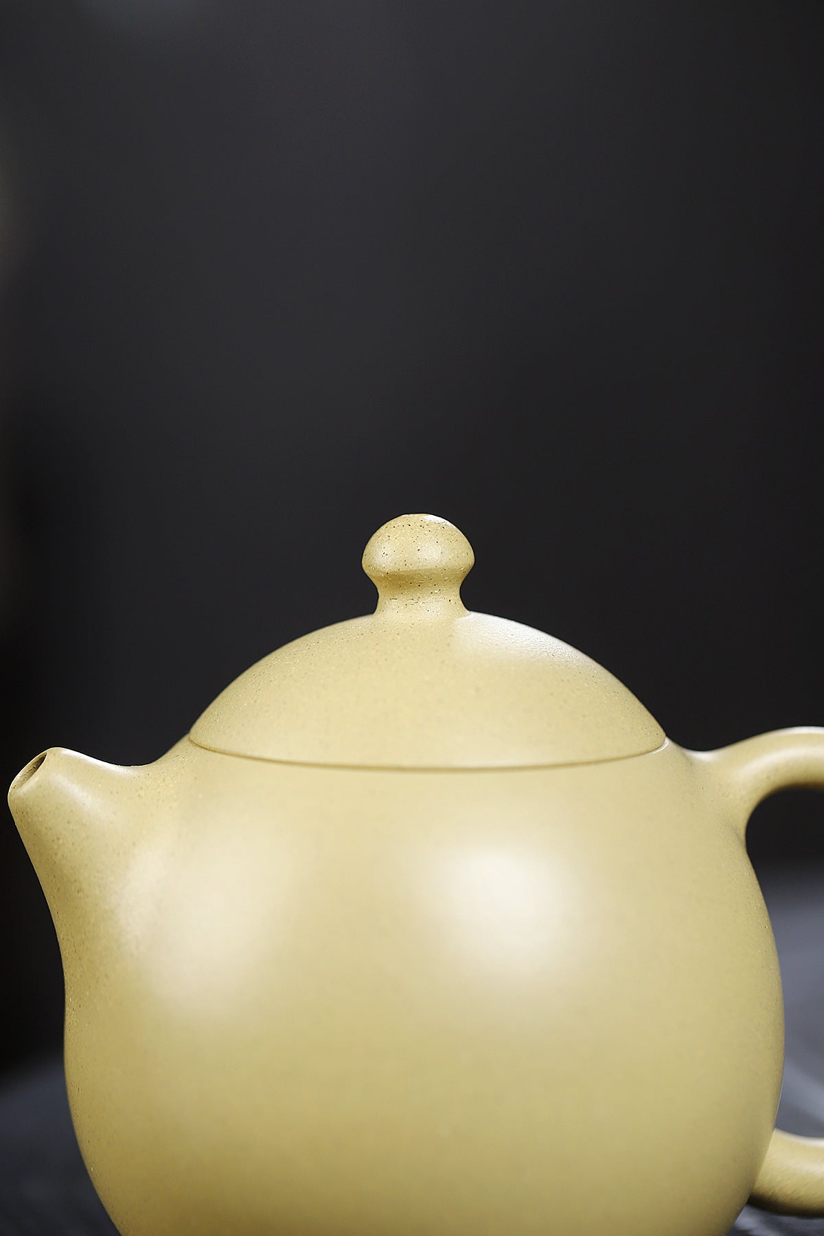 Dragon Egg Zisha Teapot in Benshan Green Clay, 250 ml