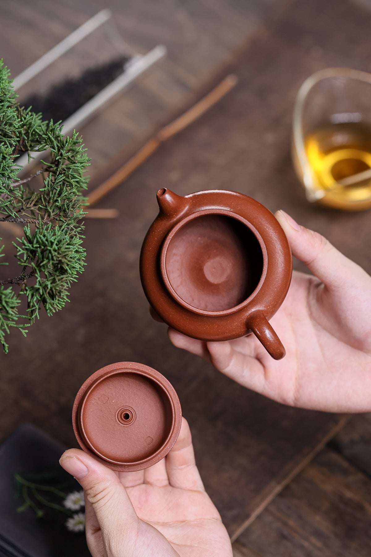 Fanggu Teapot in Jiangpo Zisha Clay, 130 ml