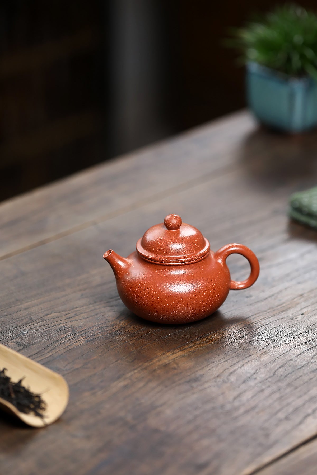 Rongtian Teapot in Jiangpo Clay, 170 ml