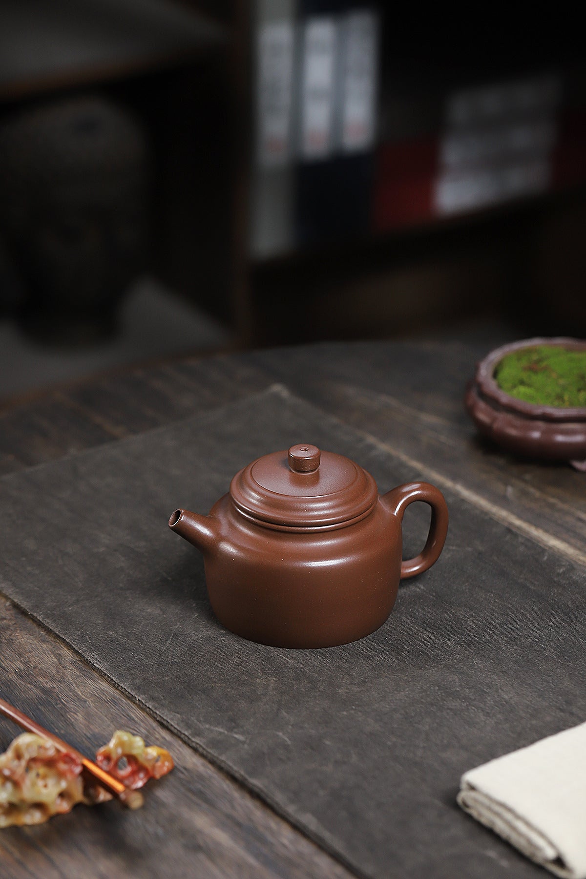 Dezhong purple mud purple clay pot