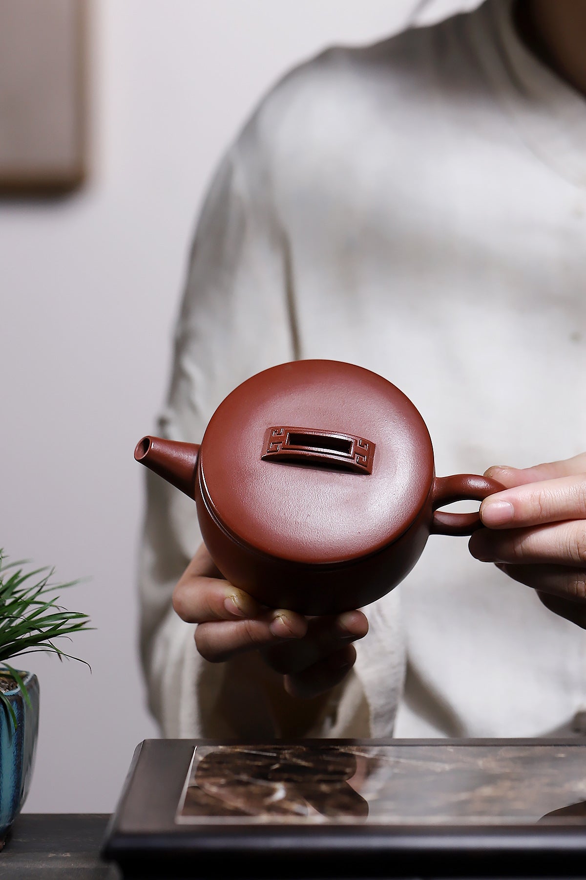 Hanwa Zisha Clay Teapot, Original Hongpilon Clay, 200 ml