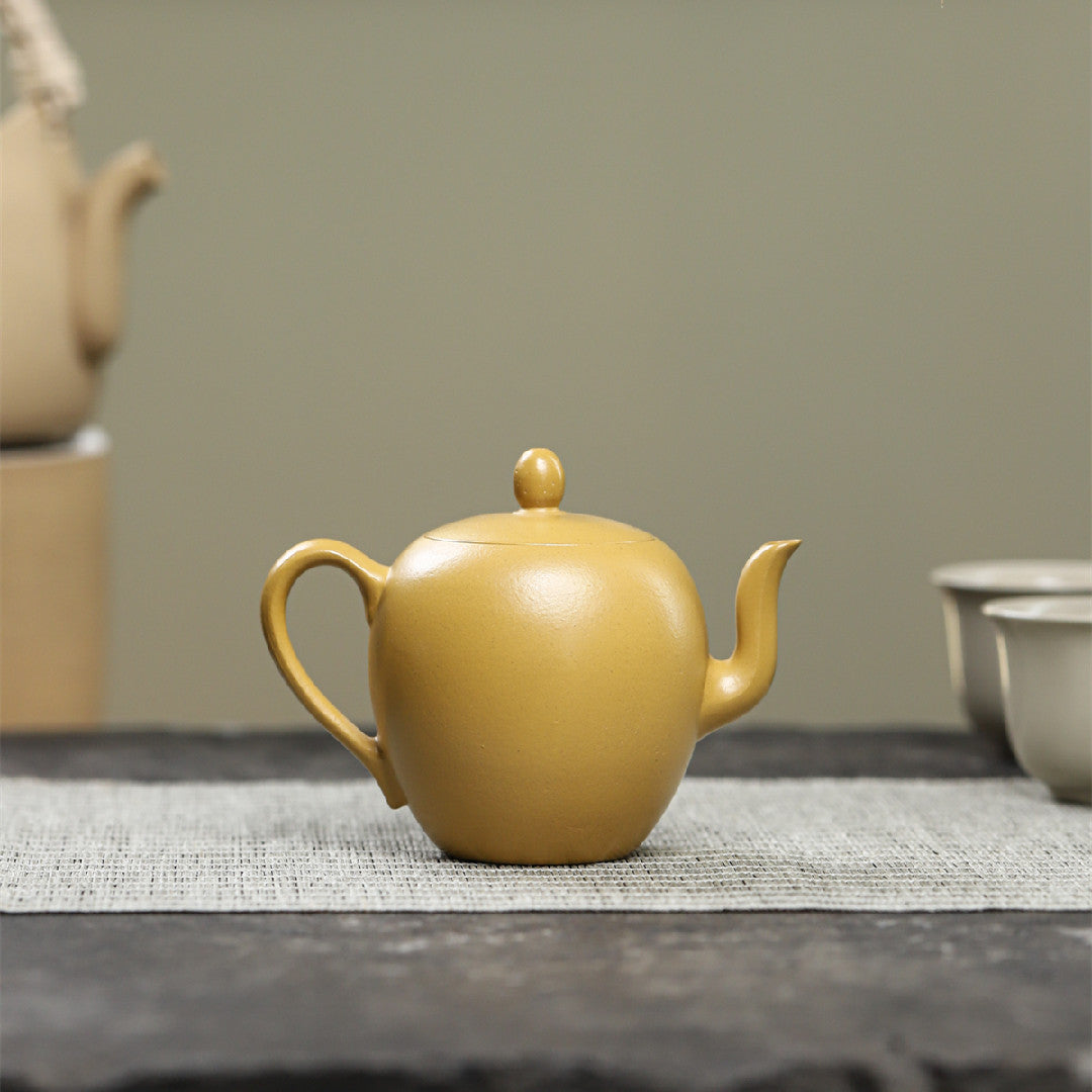 Meiren Jian Zisha Teapot in Golden Zhuni Clay, 130 ml