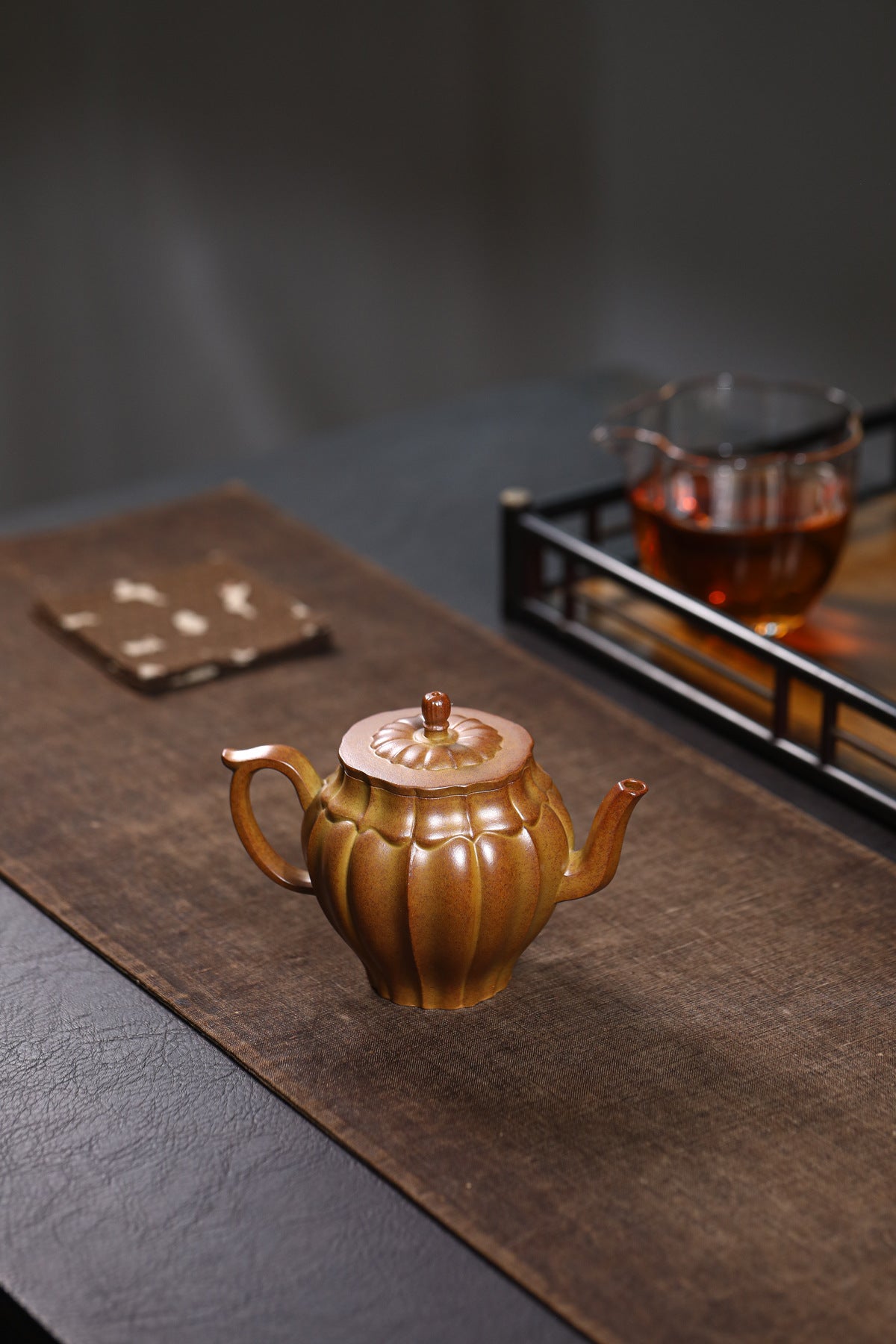 Gaolinghua Yixing Zisha Teapot, Duan Clay, 250 ml