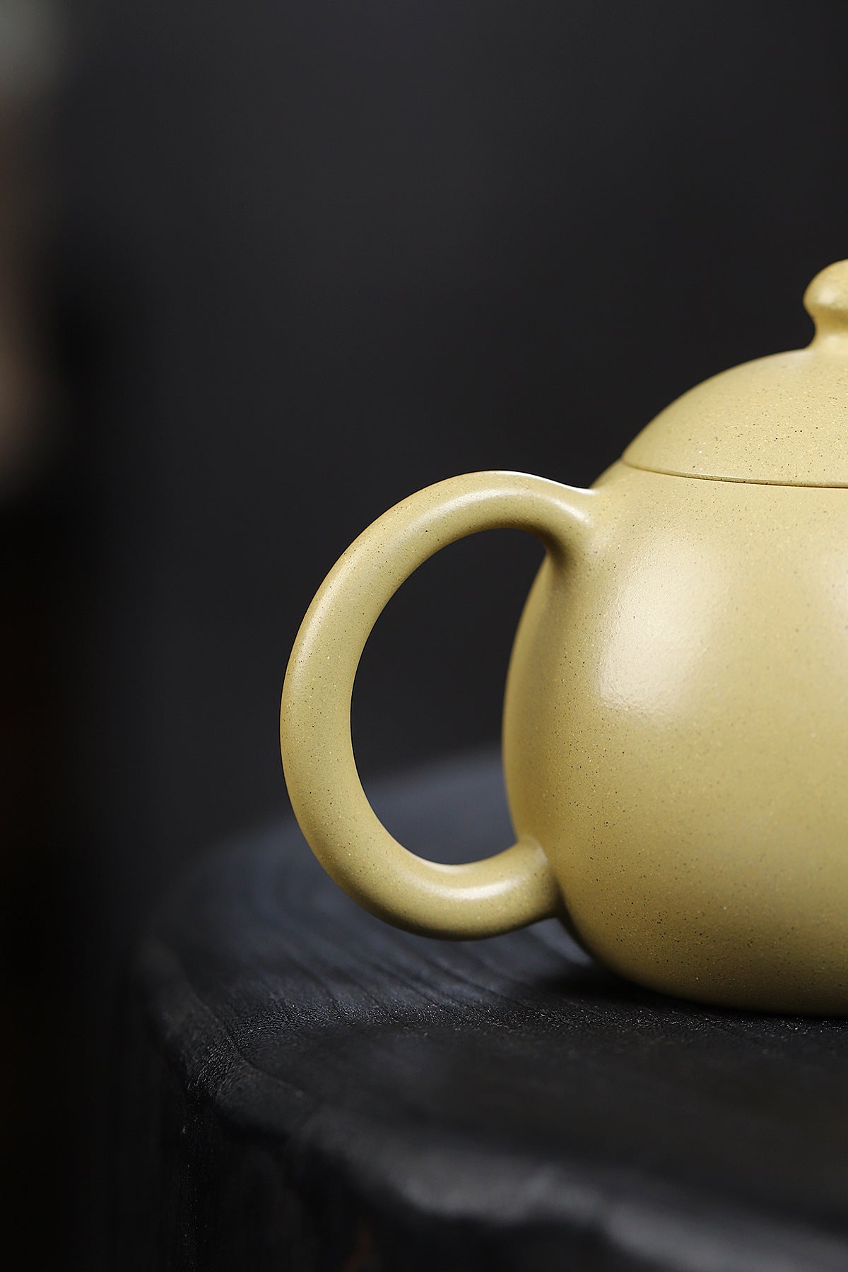 Dragon Egg Zisha Teapot in Benshan Green Clay, 250 ml
