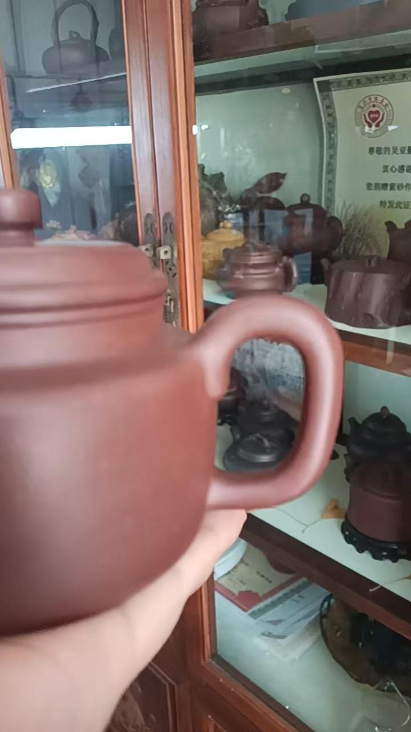 Custom Engraved Yixing Zisha Teapot | De Zhong Zi Ni Clay Gongfu Tea Pot 200ml