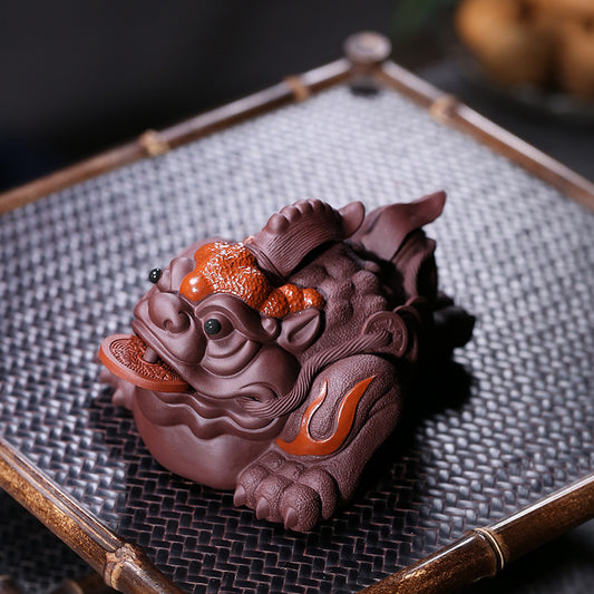 Golden Toad Yixing Purplue Sand Tea Pet Purple Clay Sculpture Tea Set